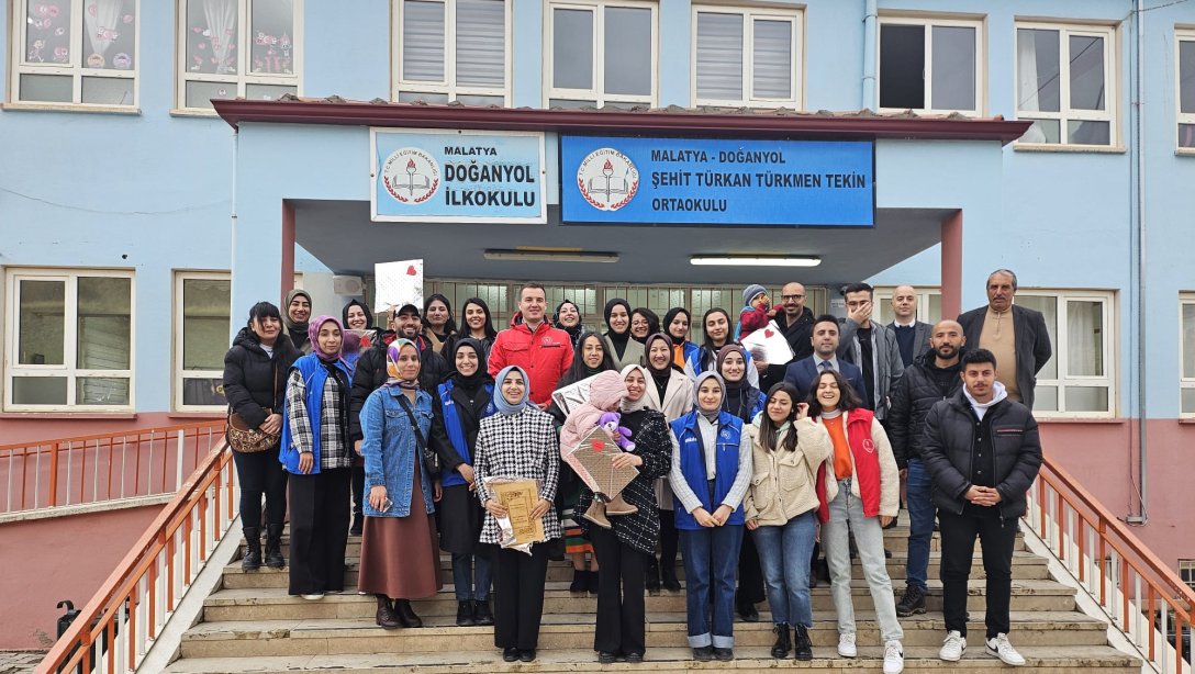 Malatya Hanımın Çiftliği  Gençlik Merkezi, Doğanyol İlkokulu ve Şht. Türkan Türkmen Tekin  Ortaokulu öğrencilerine Çeşitli Etkinlikler Düzenledi.